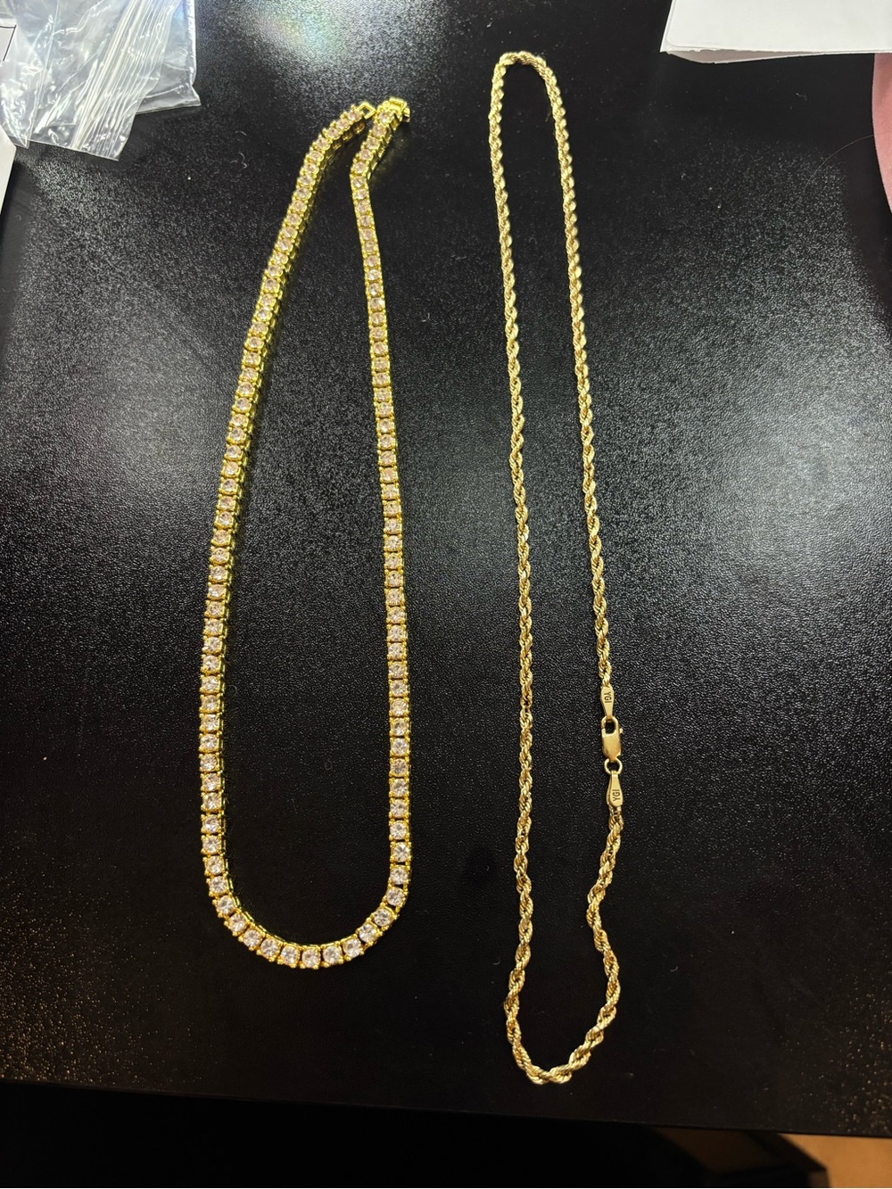 Gold Necklaces Bundle READ DESCRIPTION